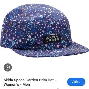 ISO Skida space garden purple hat
